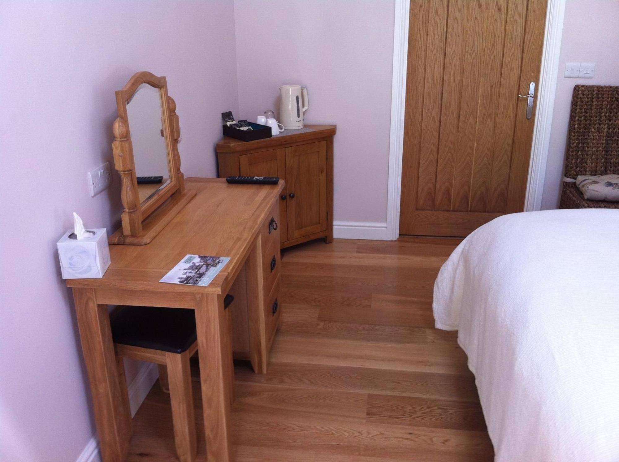The Cholmeley Arms Bed & Breakfast Burton Coggles Exterior photo